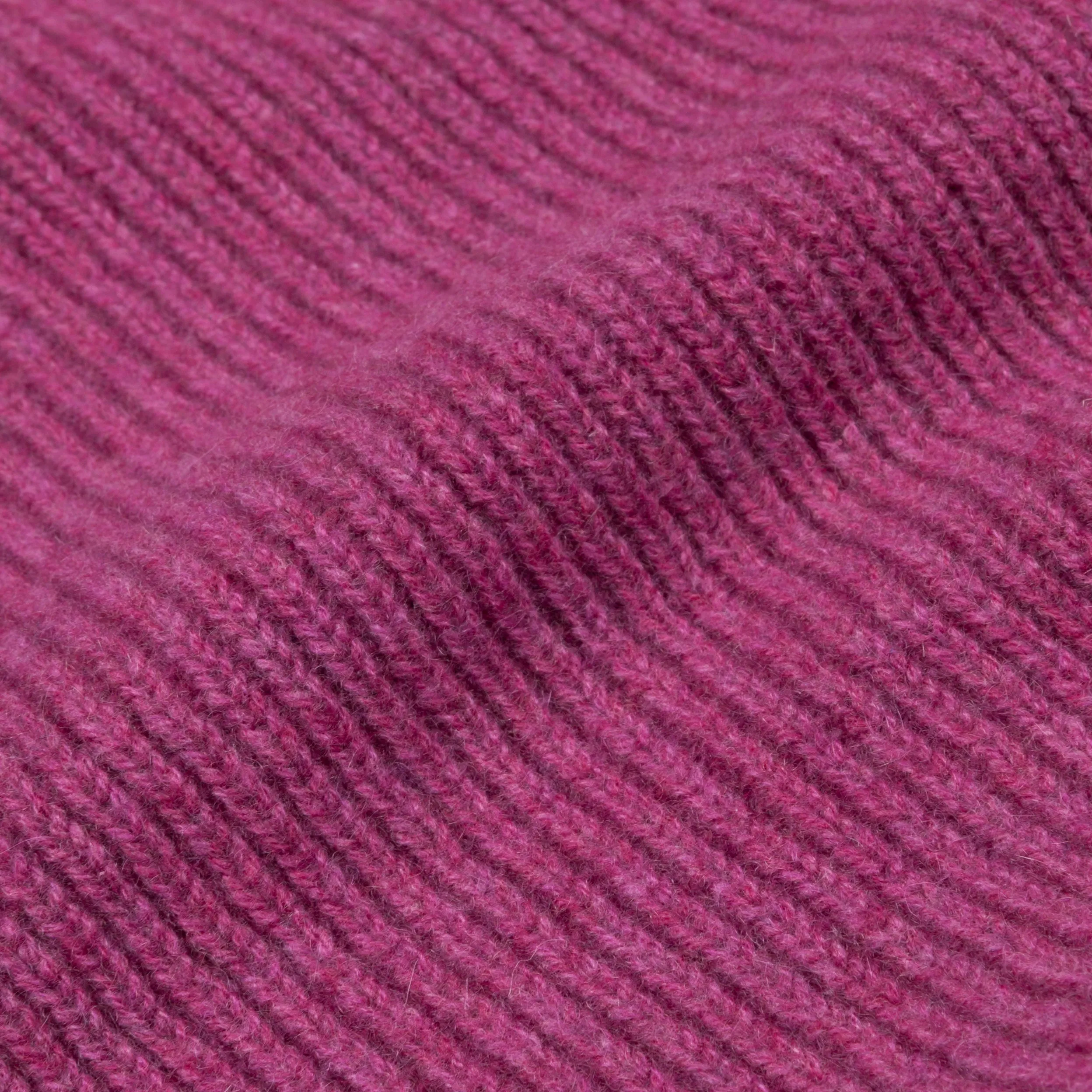 William Lockie Cashmere Ribbed Hat And Scarf Set Loganberry